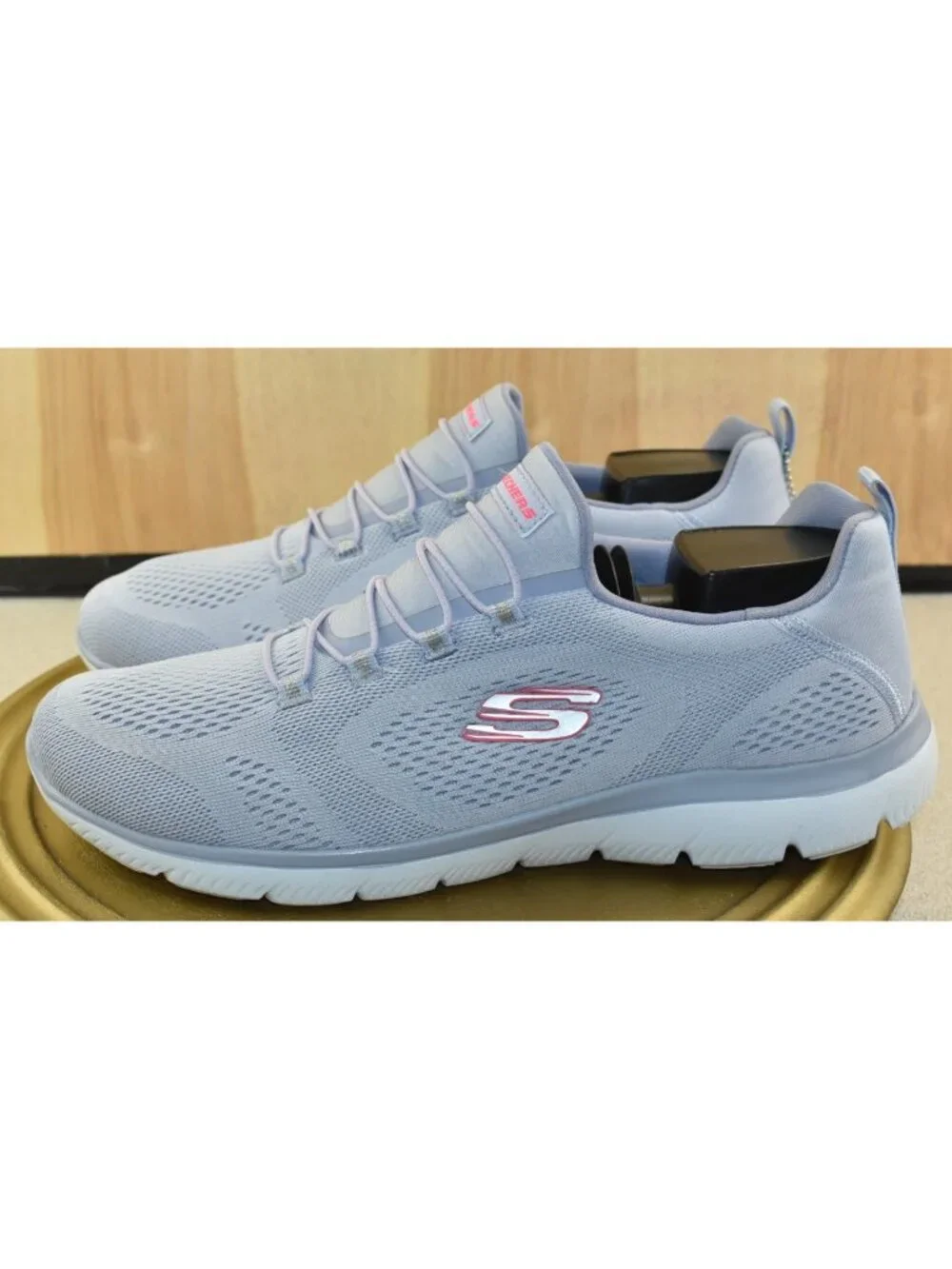 Skechers *skechers summits